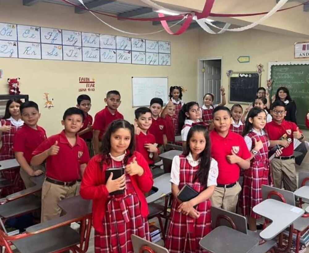 Pupils at New Life Bilingual School